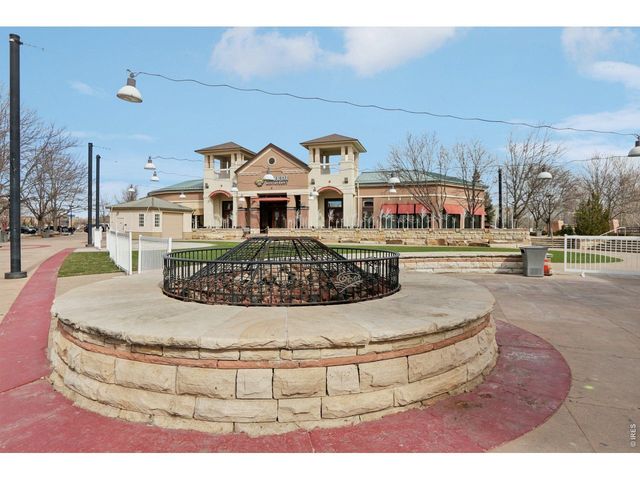 4612 Hahns Peak Dr 302, Loveland, CO 80538