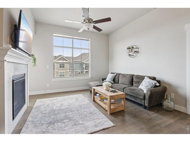 4612 Hahns Peak Dr 302, Loveland, CO 80538