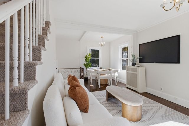 15 S Fairview St 3, Boston, MA 02131