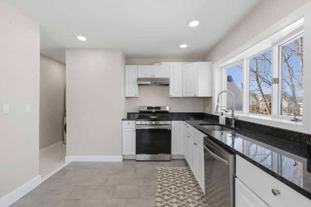 15 S Fairview St 3, Boston, MA 02131