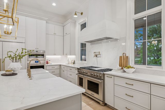 9314 Double Run Ct, College Grove, TN 37046