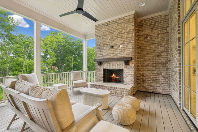 9314 Double Run Ct, College Grove, TN 37046