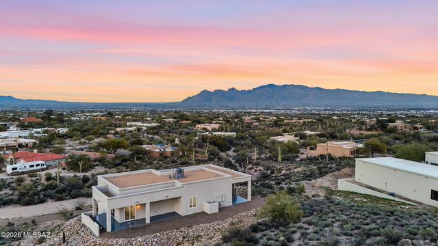 1888 N El Moraga Drive, Tucson, AZ 85745