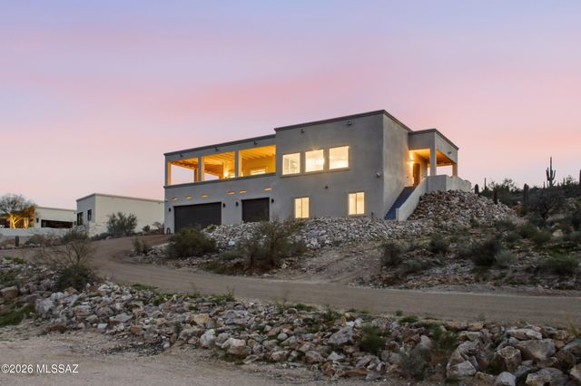 1888 N El Moraga Drive, Tucson, AZ 85745