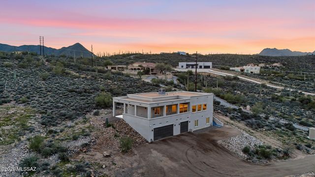 1888 N El Moraga Drive, Tucson, AZ 85745