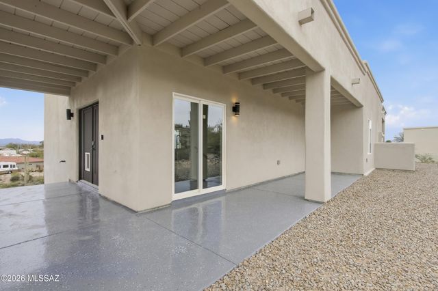 1888 N El Moraga Drive, Tucson, AZ 85745