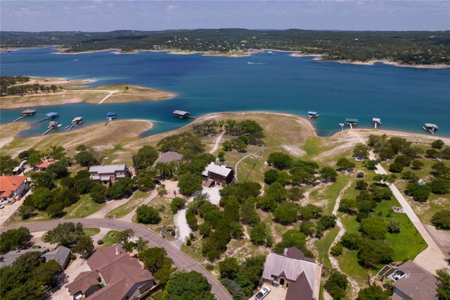 518 Deckhouse DR, Point Venture, TX 78645