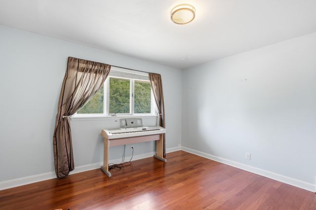 7001 Lanham Lane, Edina, MN 55439