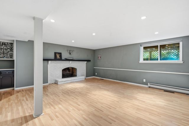 7001 Lanham Lane, Edina, MN 55439