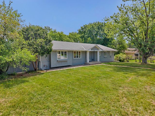 7001 Lanham Lane, Edina, MN 55439