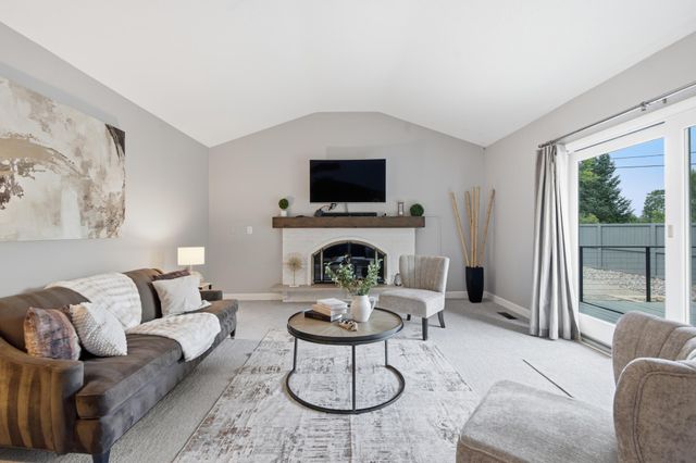 7001 Lanham Lane, Edina, MN 55439