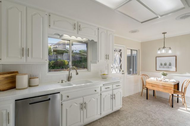 909 Hillcrest Boulevard, Millbrae, CA 94030