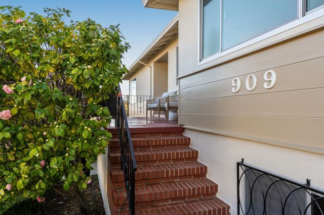 909 Hillcrest Boulevard, Millbrae, CA 94030