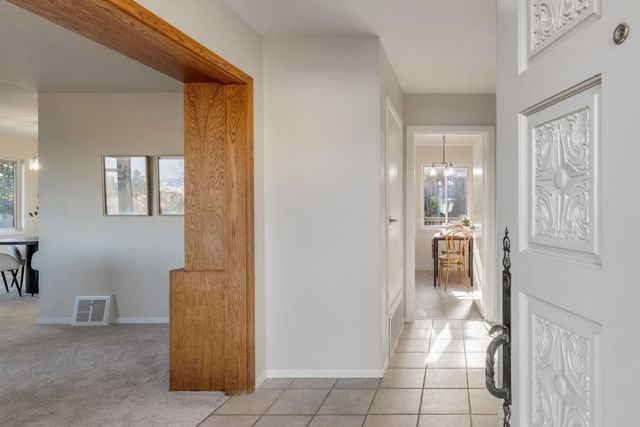 909 Hillcrest Boulevard, Millbrae, CA 94030