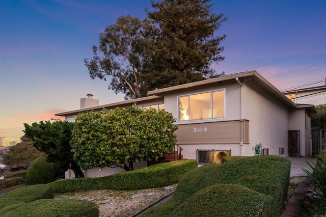 909 Hillcrest Boulevard, Millbrae, CA 94030