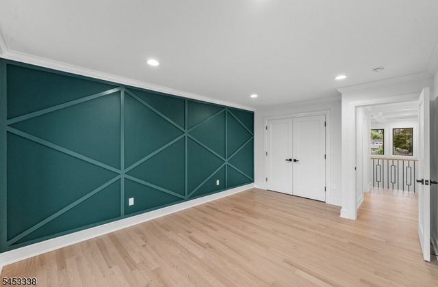 104 Highview Dr, Clifton City, NJ 07013