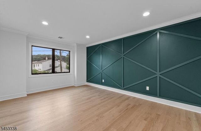 104 Highview Dr, Clifton City, NJ 07013