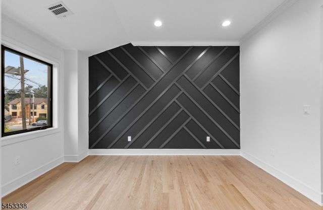 104 Highview Dr, Clifton City, NJ 07013