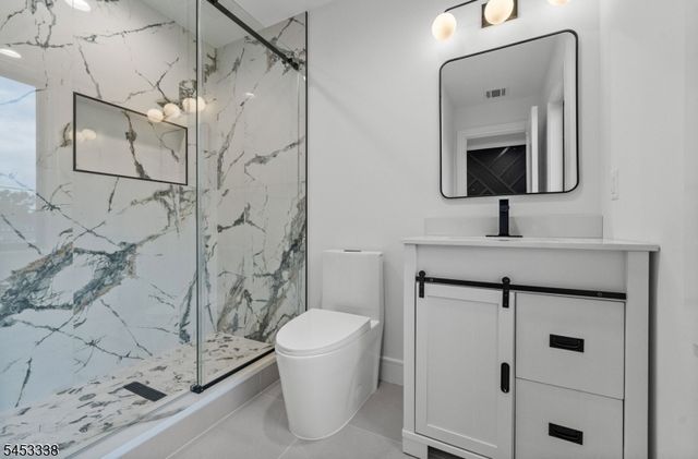 104 Highview Dr, Clifton City, NJ 07013