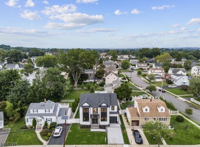 104 Highview Dr, Clifton City, NJ 07013