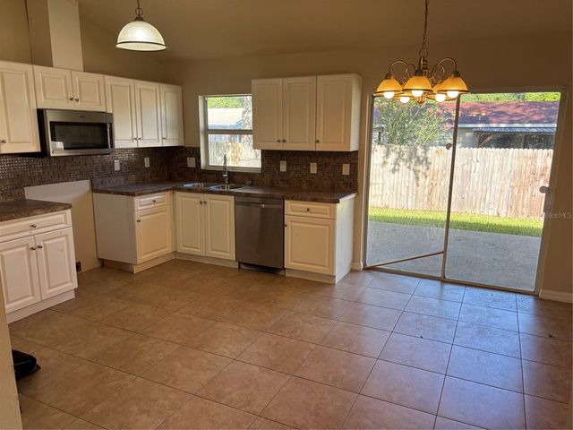 1920 CALLE ALTO VISTA, Deland, FL 32724