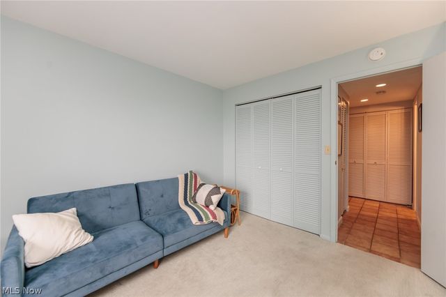 12500 Edgewater Drive 303, Lakewood, OH 44107