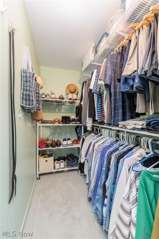 12500 Edgewater Drive 303, Lakewood, OH 44107