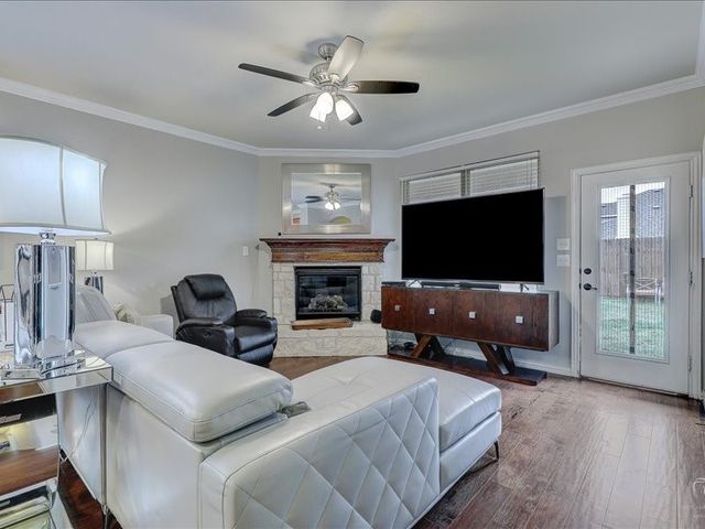 2617 Sunstar Drive, Little Elm, TX 75068