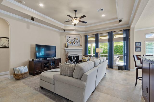 7 Vershire Circle, The Woodlands, TX 77354