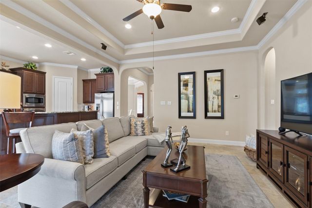 7 Vershire Circle, The Woodlands, TX 77354