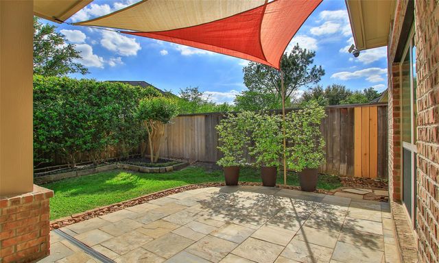 7 Vershire Circle, The Woodlands, TX 77354