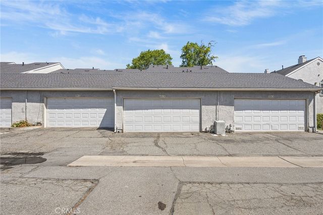 174 W Walnut B, Rialto, CA 92376