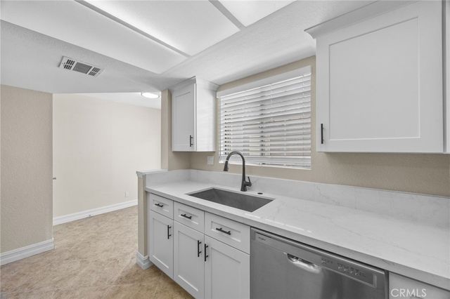 174 W Walnut B, Rialto, CA 92376