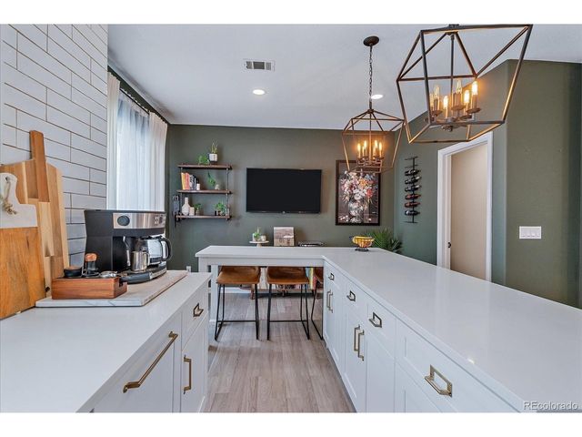 11250 Florence St 12D, Commerce City, CO 80640
