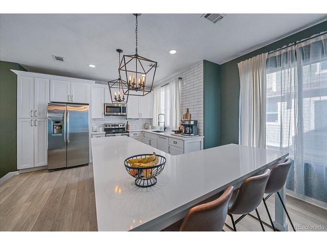 11250 Florence St 12D, Commerce City, CO 80640