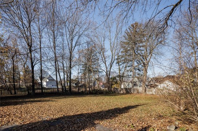 20 Evergreen Street, Rochester, NY 14605