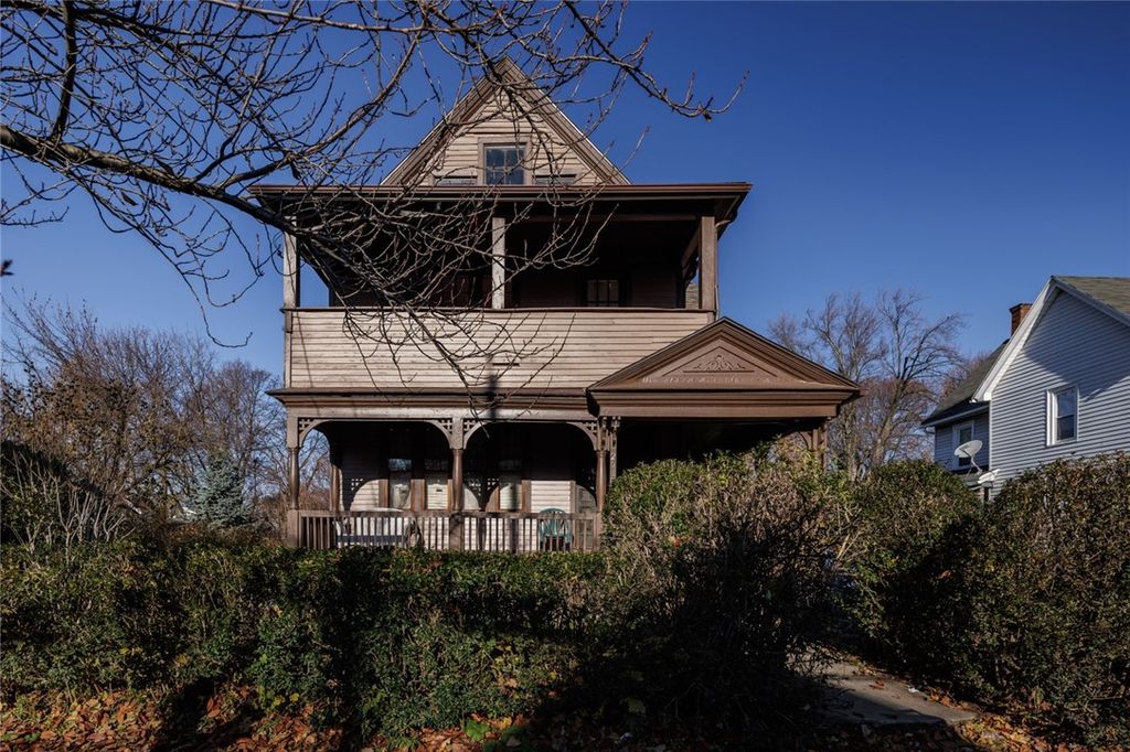 20 Evergreen Street, Rochester, NY 14605