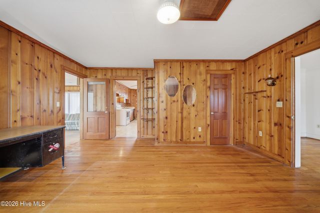 1130 N Road Street, Elizabeth City, NC 27909