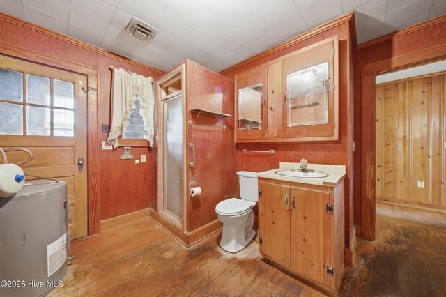 1130 N Road Street, Elizabeth City, NC 27909