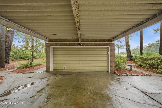 1130 N Road Street, Elizabeth City, NC 27909