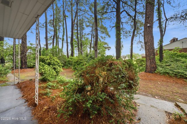 1130 N Road Street, Elizabeth City, NC 27909