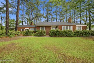 1130 N Road Street, Elizabeth City, NC 27909