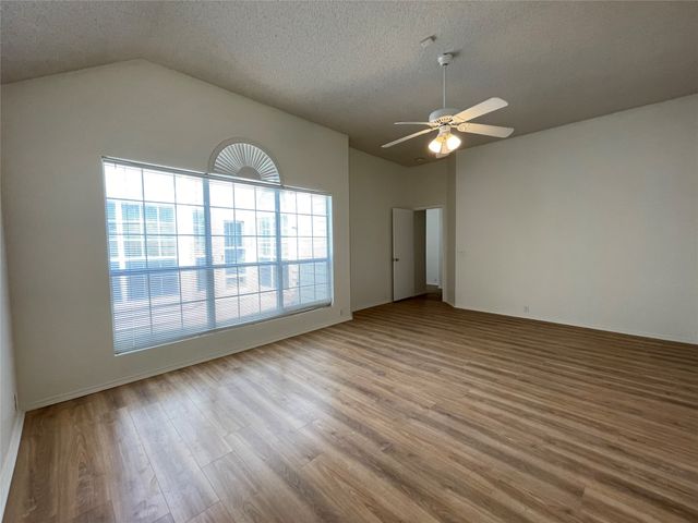 6004 CAVE RIVER Drive, Plano, TX 75093