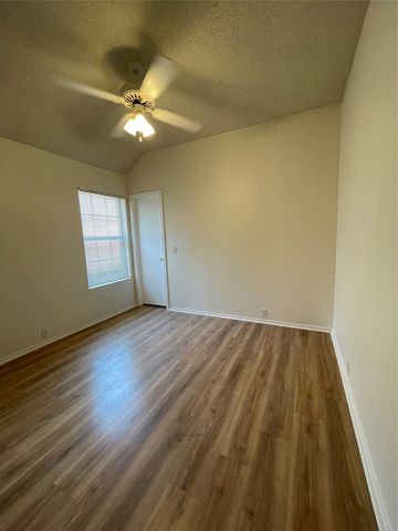 6004 CAVE RIVER Drive, Plano, TX 75093