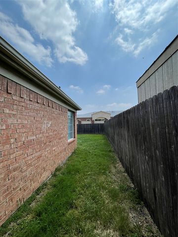 6004 CAVE RIVER Drive, Plano, TX 75093