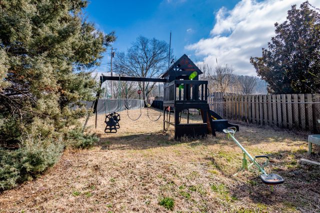 3324 Lookout Lake Road, Chattanooga, TN 37419