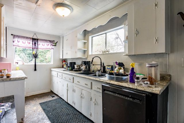 3324 Lookout Lake Road, Chattanooga, TN 37419