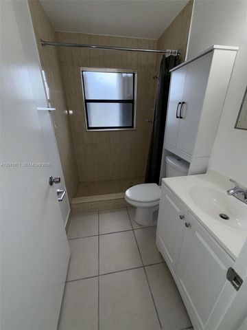 15324 SW 72nd Street 12-21, Miami, FL 33193