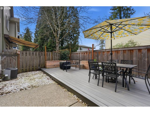 17473 Se RESERVE Loop, Milwaukie, OR 97267