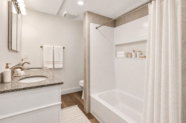 6717 Sharpcrest Street, Houston, TX 77074